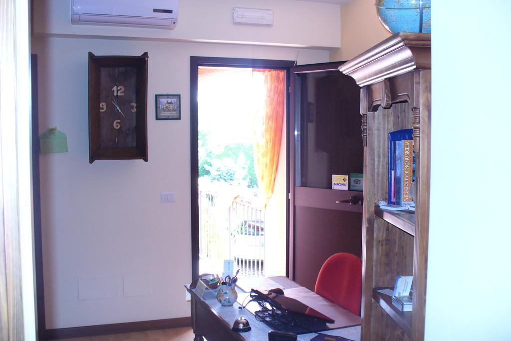Etma Bed & Breakfast Sant'Alfio Exterior photo